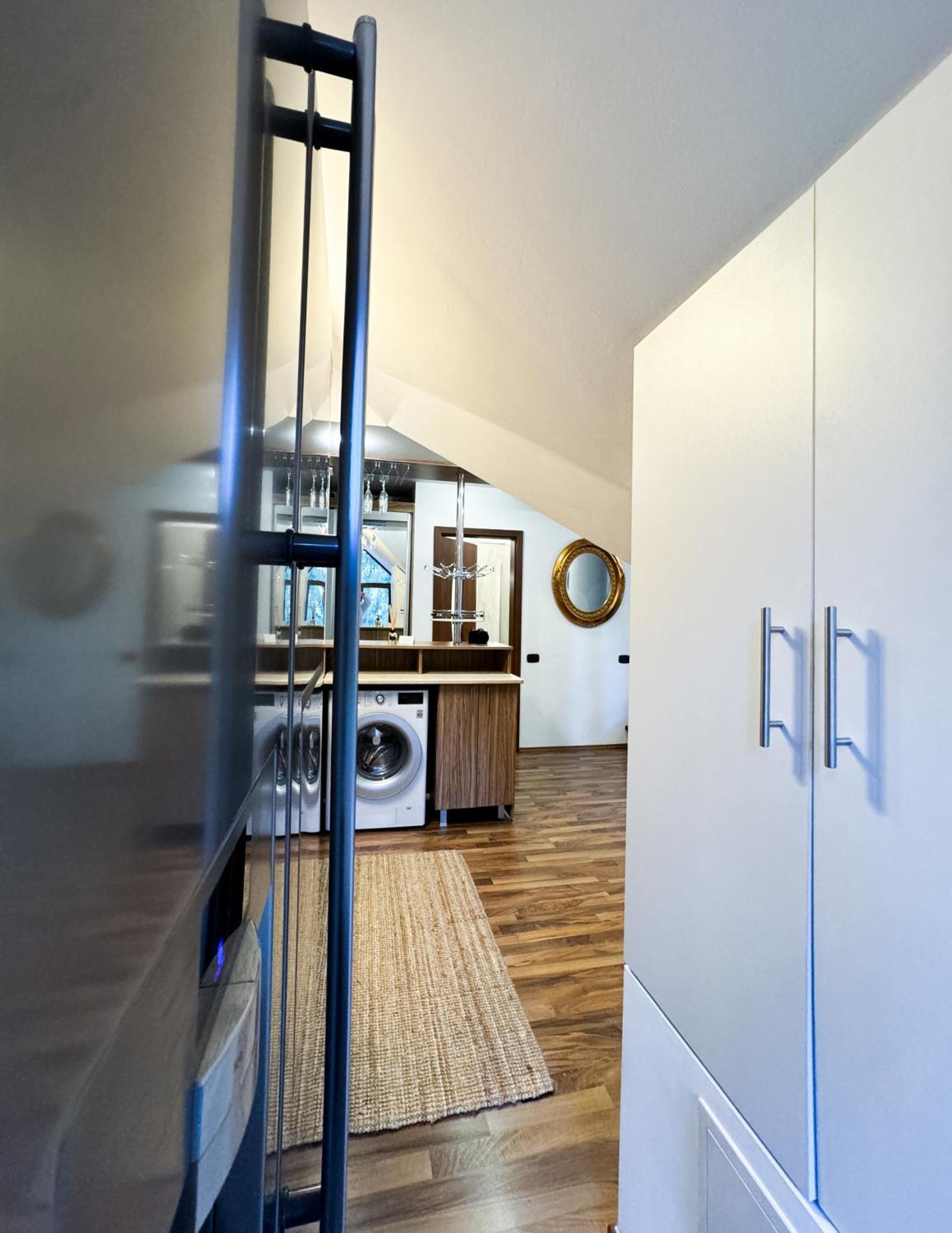Impala Sinaia - Gazelle Apartment ภายนอก รูปภาพ